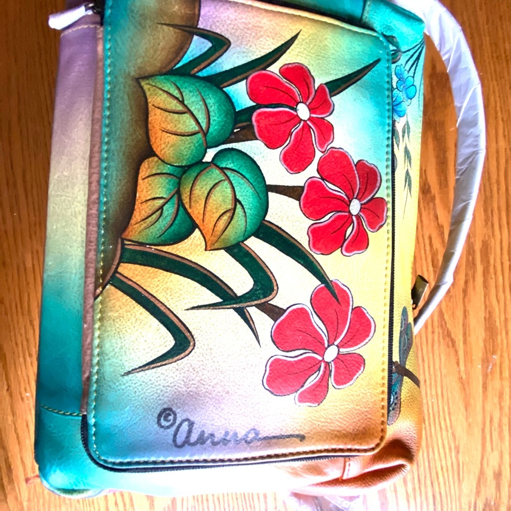 NWT Anna by Anuschka Hand Painted Cats & Flowers Large Leather Purse - Picture 3 of 8